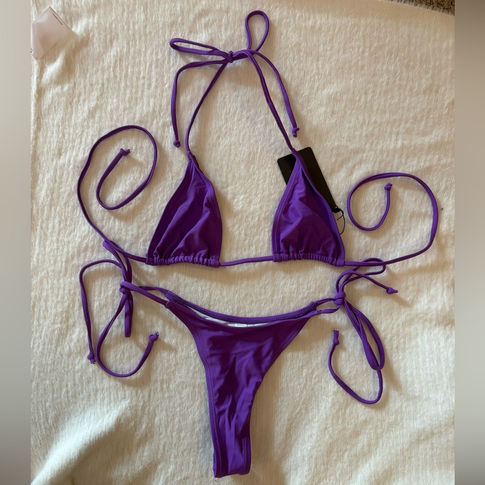 Brazilian bikini 💜SOLD💜 on dep⭕️p